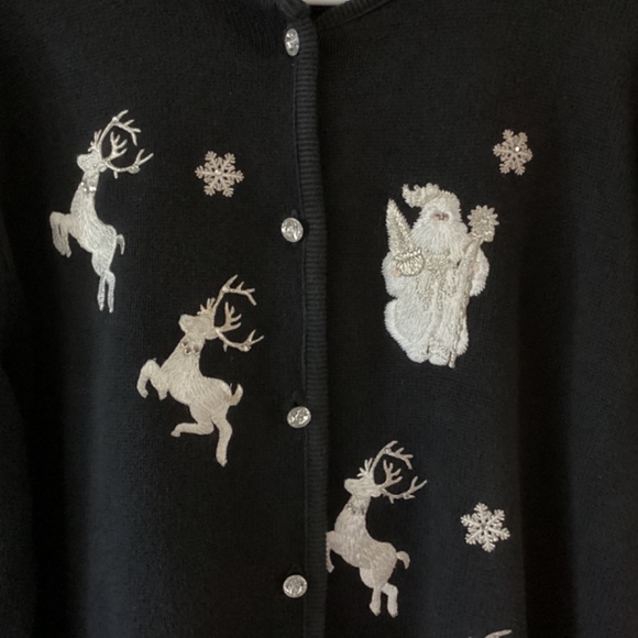 Tia Christmas Cardigan - Picture 2 of 7